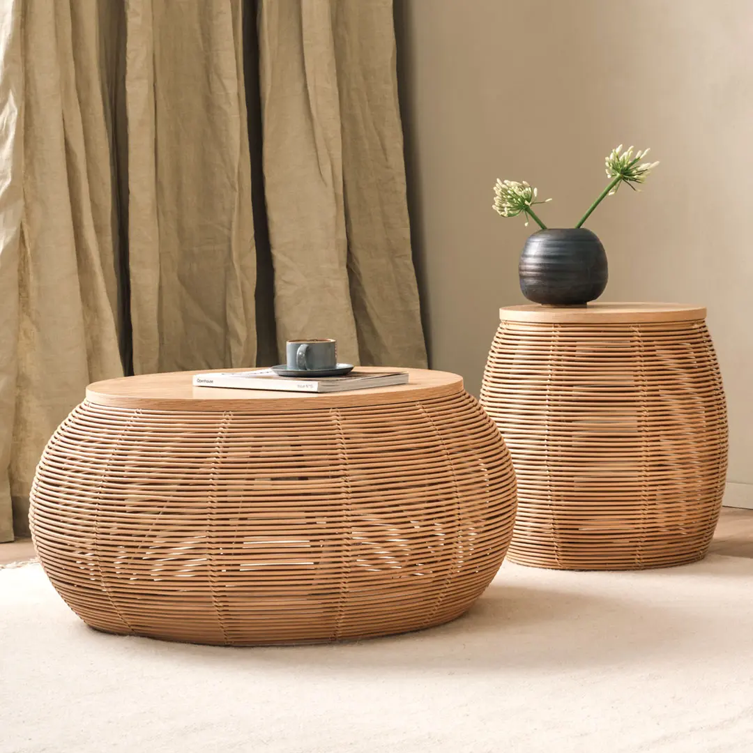 Vivi rottinkipöydät