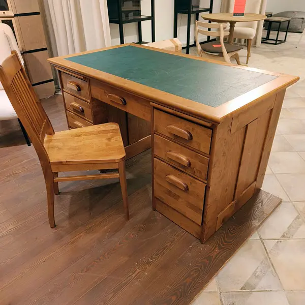 Boknäs kirjoituspöytä + tuoli