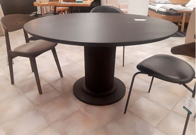 Pyöreä ruokapöytä Velvet 130 cm, musta