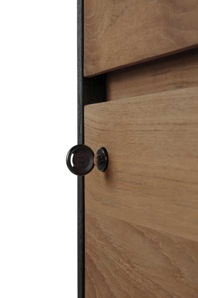 Laatikosto Oscar kolmella laatikolla 50 x 56 cm, tiikki