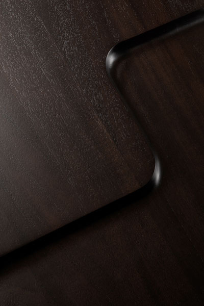 Sivupöytä Brutalist 60 x 40 cm, mahonki