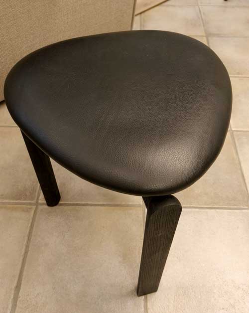 Jakkara Meet, saarni C14, nahkaverhoilu