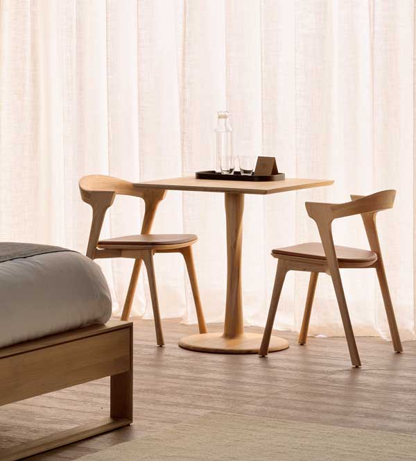 Ethnicraft Torsion ruokapöytä 70 x 70 cm