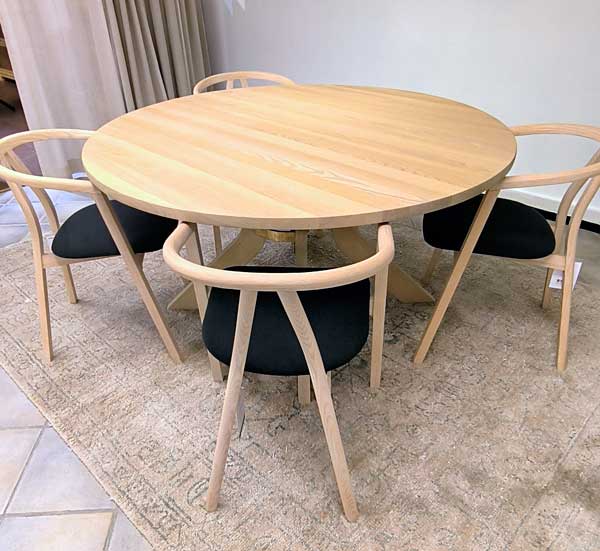 Ruokapöydän tuoli Metro, saarni C6-2