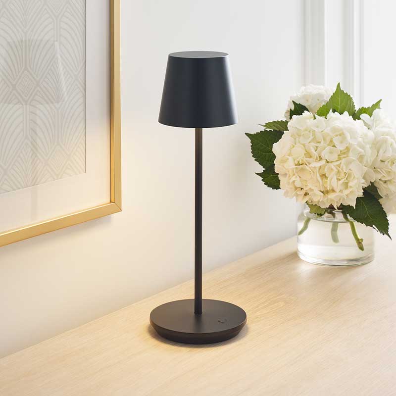 Ladattava pöytävalaisin Nevis, Black, ulkokäyttöön