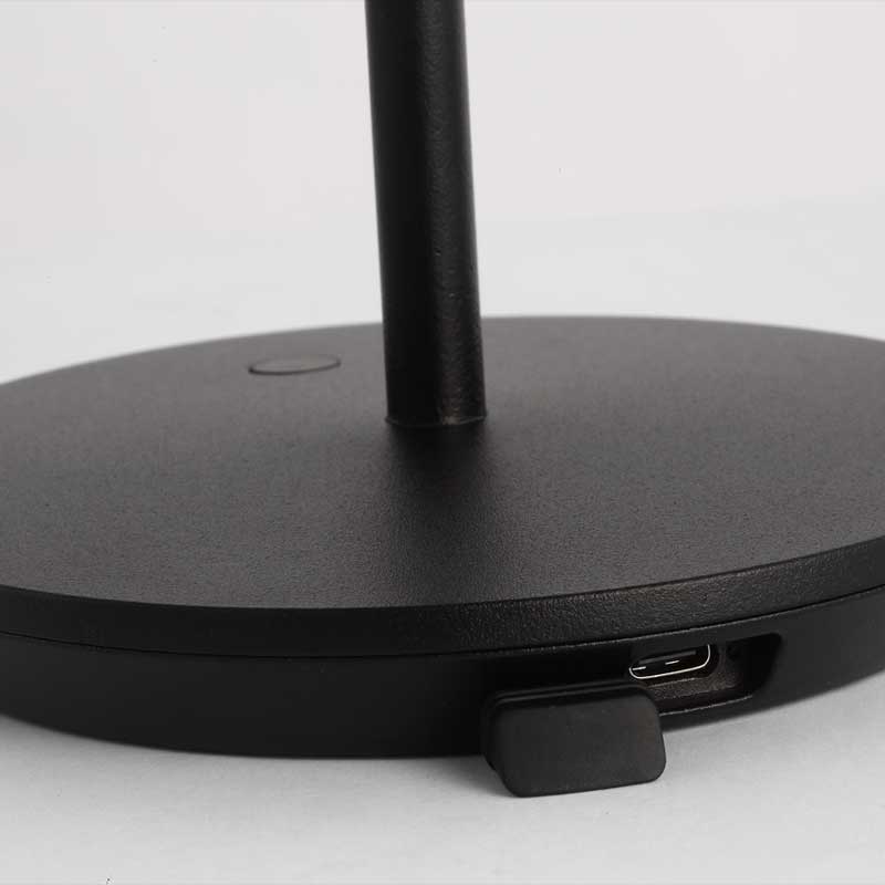 Ladattava pöytävalaisin Nevis, Natural Brass, ulkokäyttöön