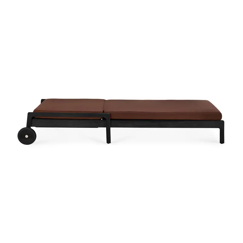 10344_Jack_outdoor_adjustable_lounger_varnished_teak_Black_Burgundy_fabric_side01_cut_web.webp