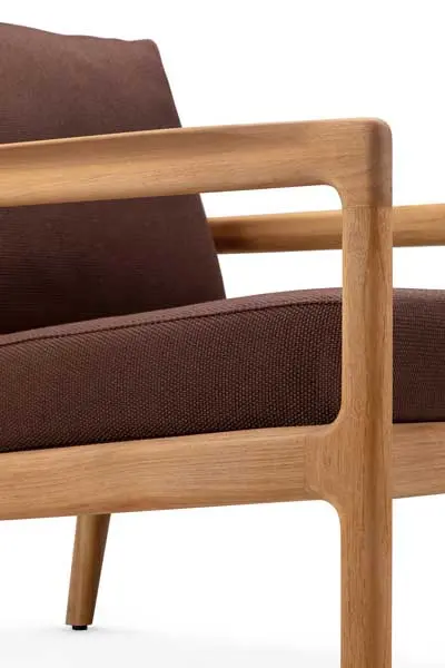 10430_Jack_outdoor_lounge_chair_teak_Burgundy_fabric_det04_cut_web.webp