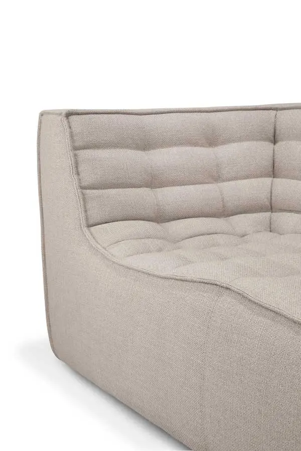 20196_20197_N701_sofa_2_seater_fabric_Beige_det04_cut_WEB.webp