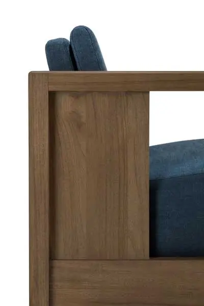 10833_Roan_lounge_chair_varnished_teak_wild_brown_Ink_fabric_det02_cut_WEB.webp