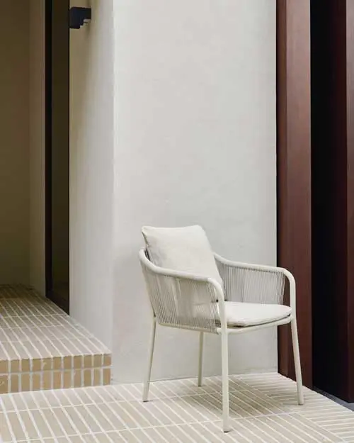 60221_Capitan_outdoor_dining_chair_Sand_WEB.webp