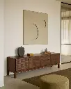 15351_Sono_TV_cupboard_Light_Brown_20154_Barrow_pouf_Ginger_WEB.webp