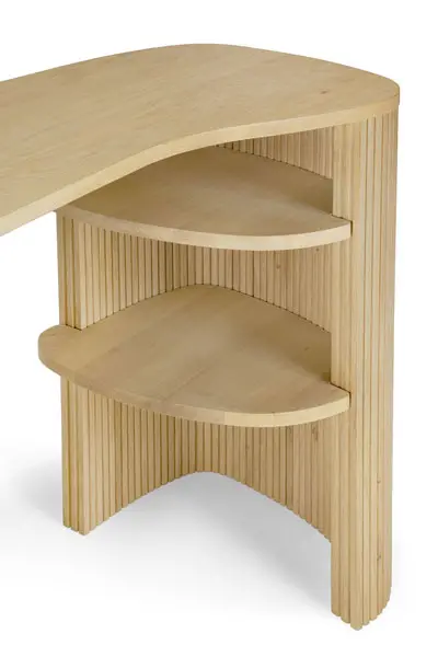 50057_Roller_Max_desk_varnished_oak_det01_cut_WEB.webp