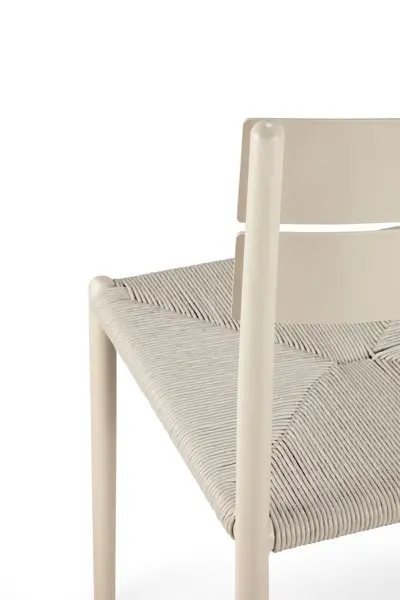 60573_Elin_outdoor_dining_chair_aluminium_Sand_det02_cut_WEB.webp