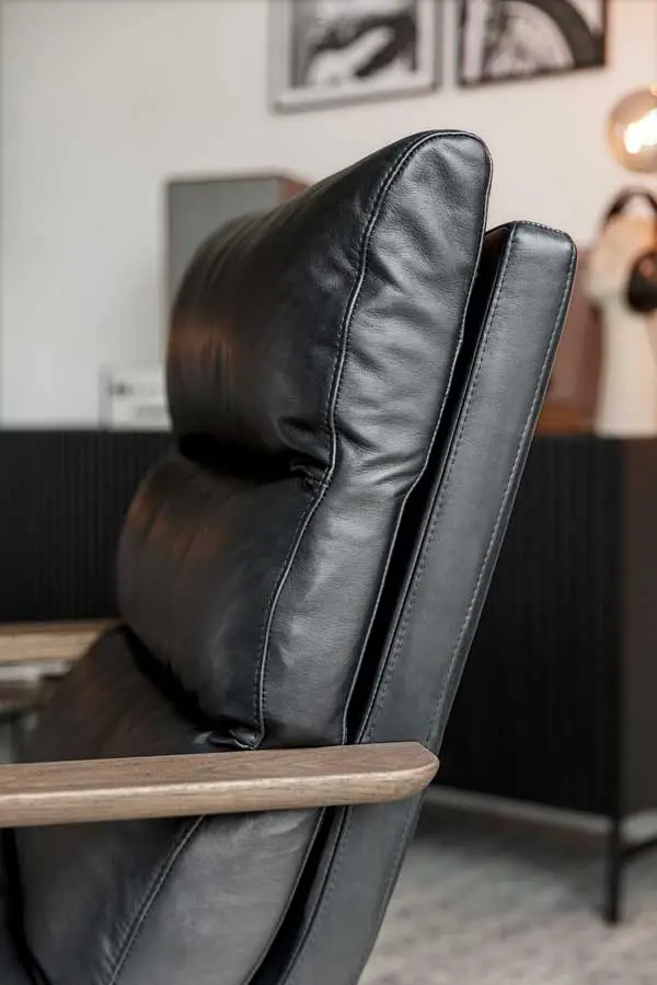 BILL_interior_armchair_high_back_aniline_8_black_3.webp