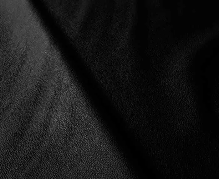 touch-black-nahka.webp
