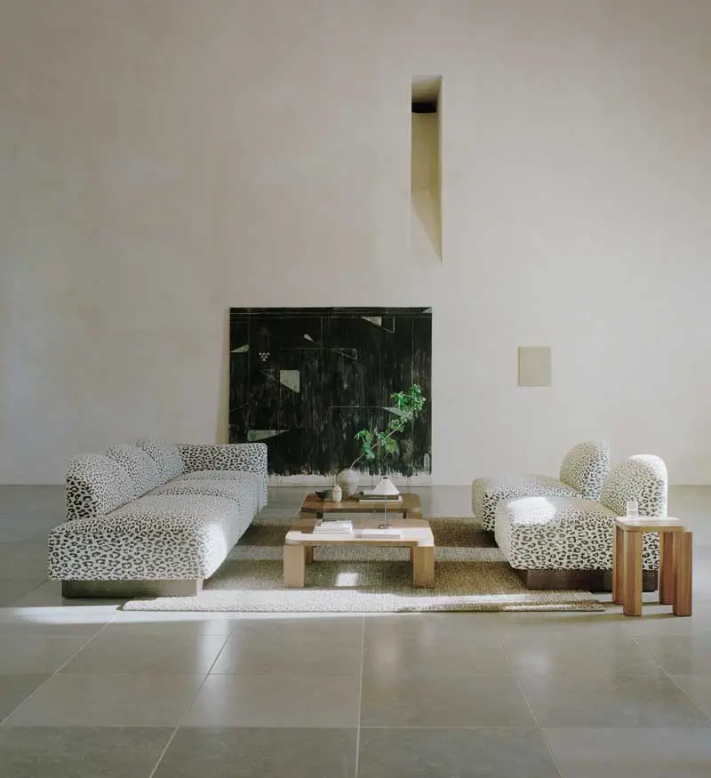 New-Works_Lifestyle_42231_42220_42250_Shore-Modular-Sofa_42730_Atlas-Stool_Natural-Oak_42630_Atlas-Coffee-Table_82x82_Natural-Oak.webp