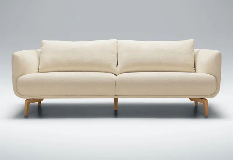 MOA_studio_3seater_bloom_1_cream_1.webp