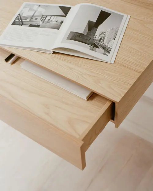newworks_lifestyle_42420_oak_tana_wall_mounted_desk.webp