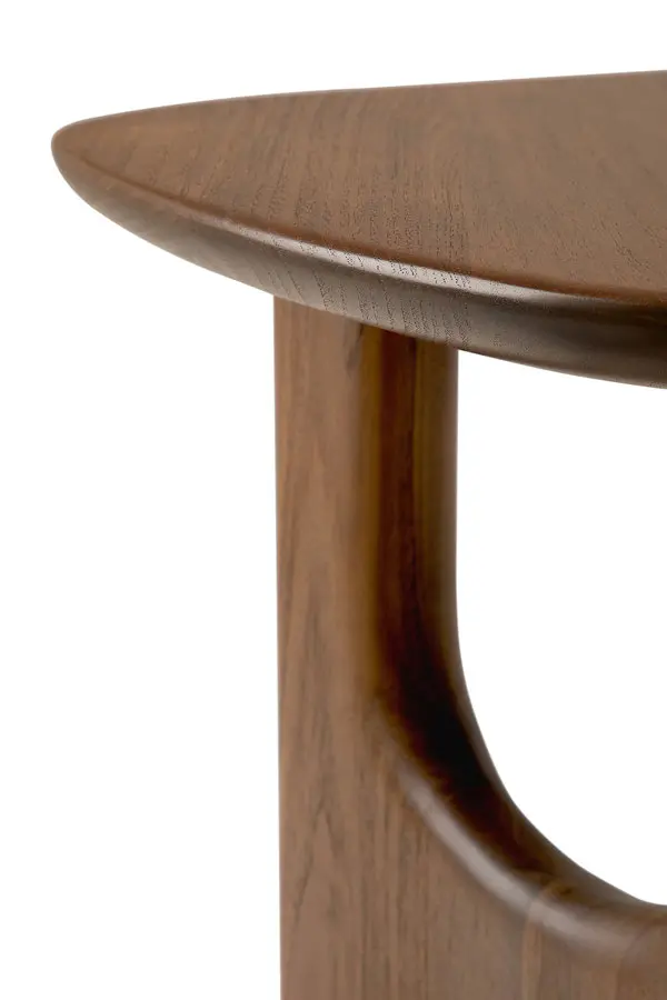 10736_Flow_side_table_varnished_teak_wild_brown_det02_cut_web.webp