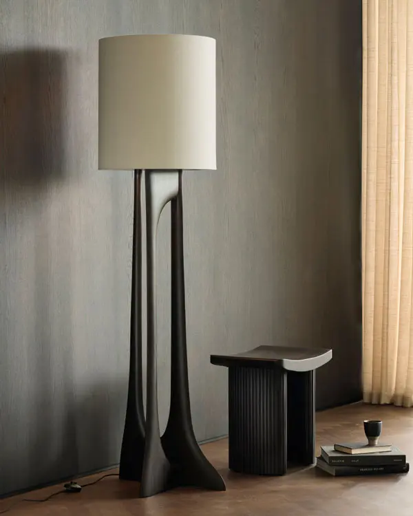 26971_Flow_floor_lamp_Rose_brown_Beige_Fabric_35030_Roller_max_stool_Dark_brown_1_web.webp