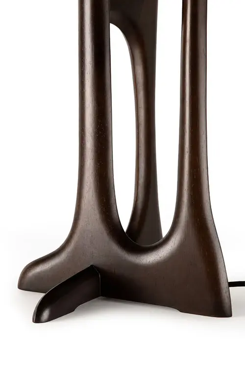 26970_Flow_table_lamp_varnished_mahogany_Rose_brown_Beige_fabric_det02_cut_WEB.webp