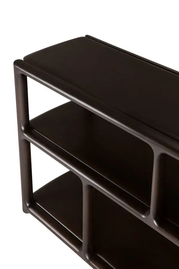 35190_Eda_rack_varnished_mahogany_Rose_brown_low_det01_cut_WEB.webp
