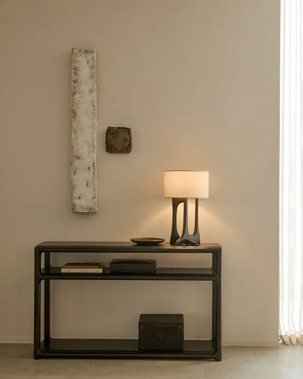 26970_Flow_table_lamp_Rose_brown_Beige_fabric_35189_Eda_console_Rose_brown_1_WEB.webp