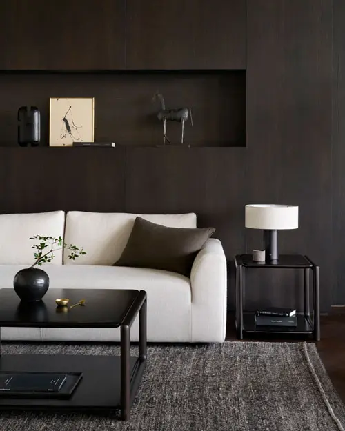 35187_Eda_coffee_table_Rose_brown_20096_Ease_sofa_Leche_21752_Dunes_rug_Cumin_35186_Eda_side_table_Rose_brown_2_WEB.webp