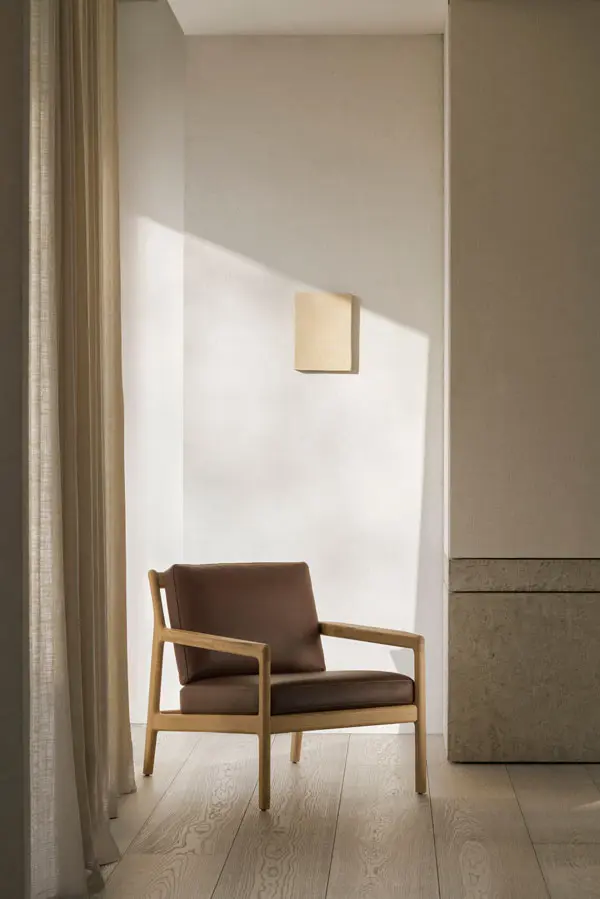 50494_Jack_lounge_chair_Burgundy_Leather_HQ.webp