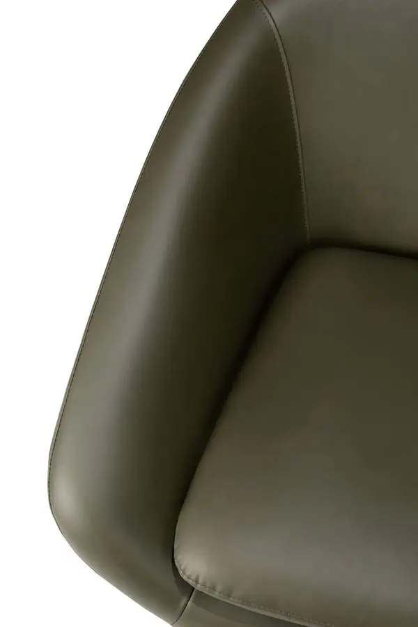 20158_Barrow_lounge_chair_Green_leather_det02_cut_web.webp