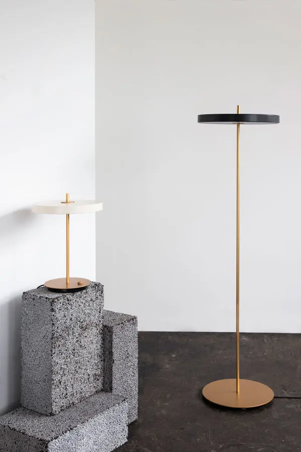 UMAGE_lifestyle_Asteria-table_Asteria-floor.webp