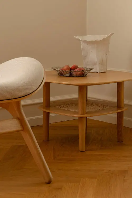 UMAGE_lifestyle_Together_smooth-square-60_low_oak_(3).webp