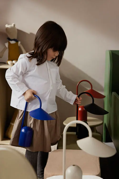 fermLIVING_SS24_ArumPortableLamp_1104269284_1104269288_1104269285_1104269286_1.webp
