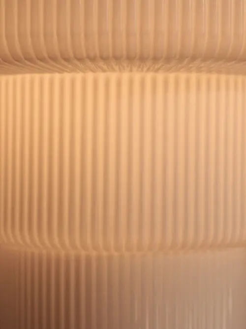 FermLiving_AW26_RippleTableLamp_White.webp