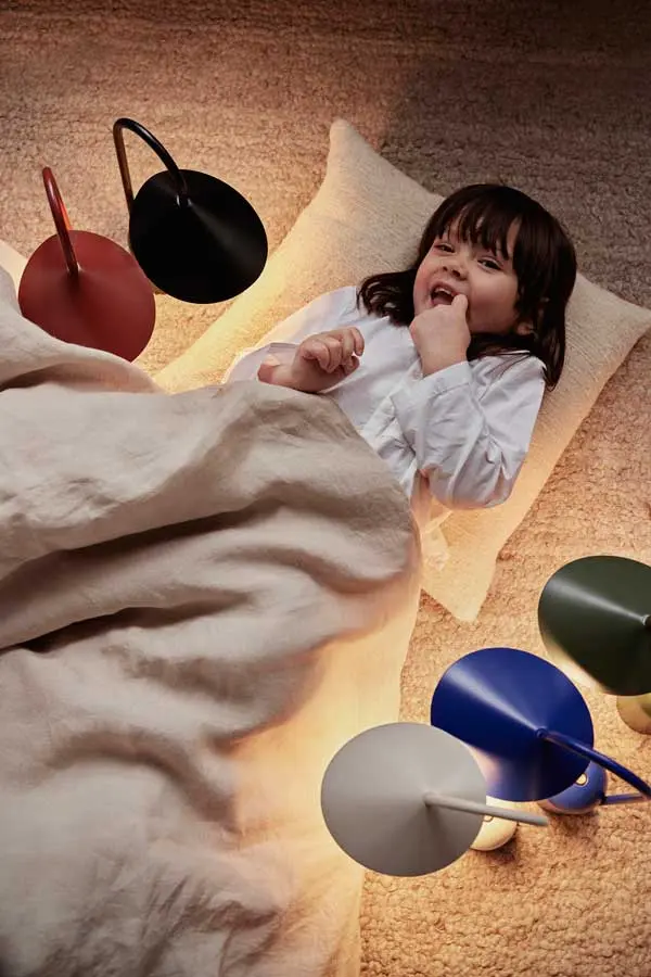 fermLIVING_SS24_ArumPortableLamp_1104269284_1104269288_1104269285_1104269287_1104269286_4.webp