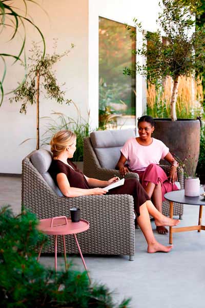 Korkeaselkäinen nojatuoli Diamond, Taupe