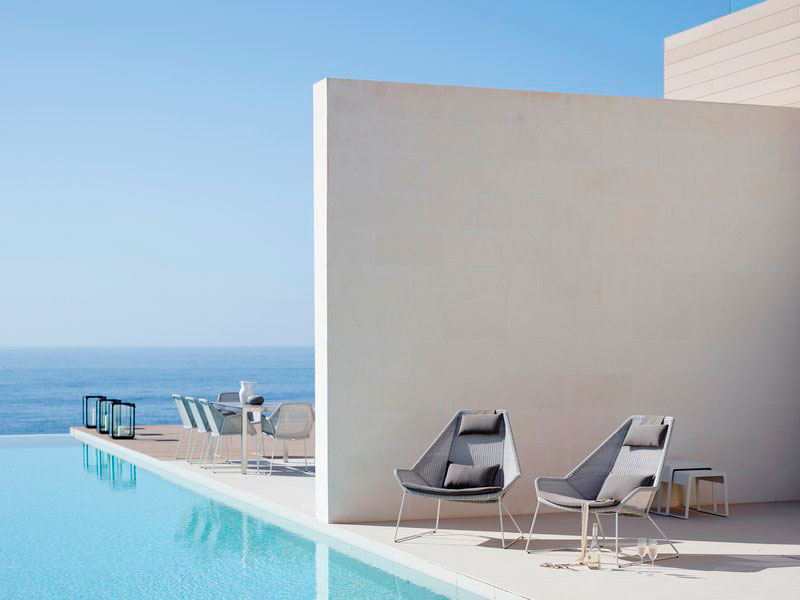 Korkeaselkäinen nojatuoli Breeze, Light Grey