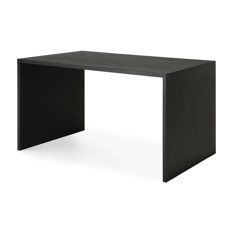 Työpöytä U desk 140 x 70 cm, tammi musta