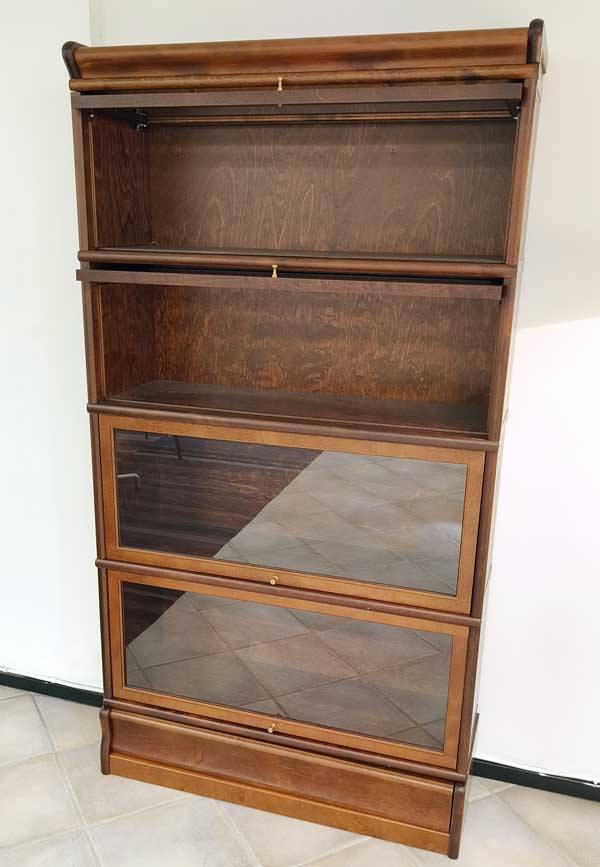 Boknäs kirjahylly, tummanruskea