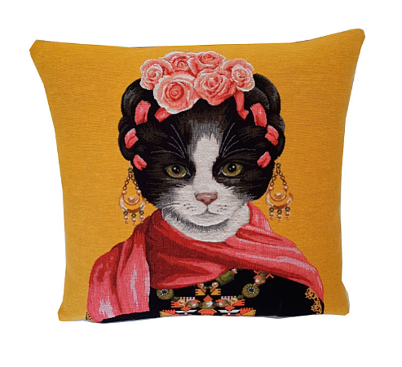 Tyynynpäällinen Cat Frida Kahlo, punainen huivi, 48 x 48 cm